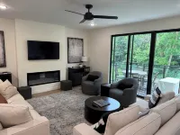 Prime Location! Beautiful and spacious 3-bedroom townhome in the heart of Boji! - Wifi