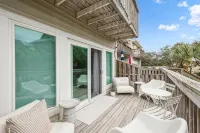 30A Gulf Side-60 Steps To Private Beach-7 Palms-Gated Community-Camp Creek Lake