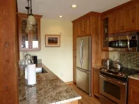 Beautifully Renovated 2 BR 2 Bath Light Filled JHMR View Condo - balcony