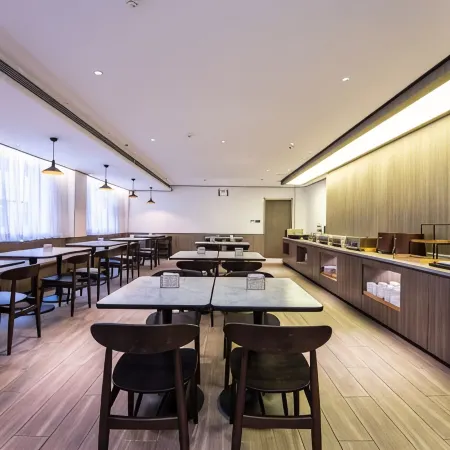 Rezen YunMan Hotel (HNA HK QH )