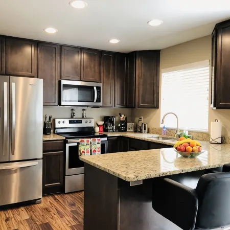 Extremely Clean & Very Nice (UNIT A)