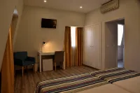 Porto Domus Hotel