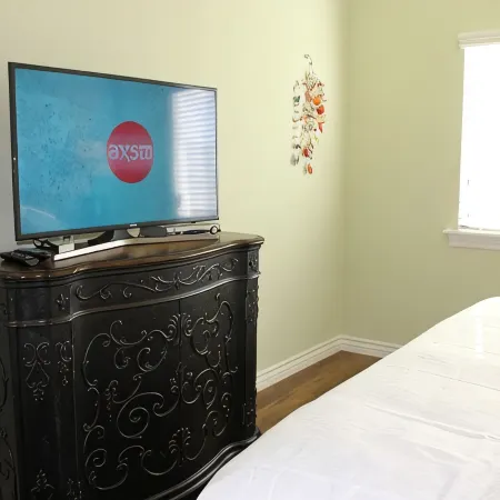 Premium Coastal Getaway: A Seaside Retreat Unit G