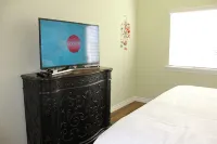 Premium Coastal Getaway: A Seaside Retreat Unit G - Condos