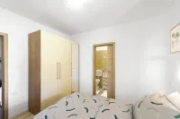 Family-friendly Modern Apartment