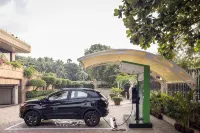 Taj Lands End - parking