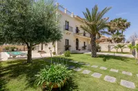 Villa Raphael, luxury property with swimming pool and sea view - 수영장