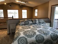 Super Spacious Lakehome - Gym