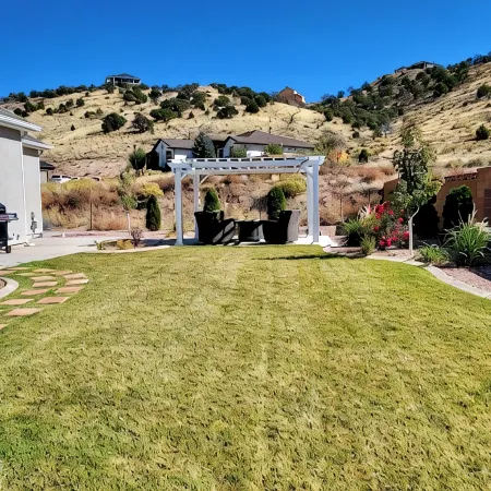 Spacious 5-BR Home. Pool Table, Air Hockey, TVs in Every Room, & Outdoor Dining