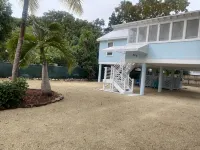 ~Free Bike Rides - 3 miles from John Pennekamp - Your Happy Place~ - Private Pools
