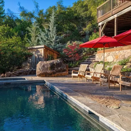 Spectacular Stone Pool/Spa. Views to The Bay.  Near Sonoma Plaza. Ambiance plus!