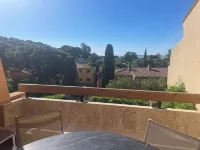Flat for 6 people with air conditioning, St Clair Le LAVANDOU, renovated in 2023 - Homestays