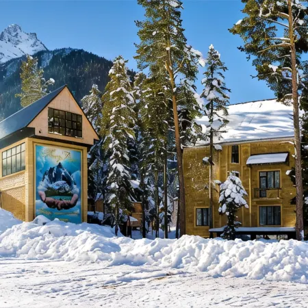 Taurukh Hotel