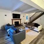 RemodeledLux Black Cabin in Lake Arrowhead W/ Full Studio. 3 min to the Lake. - Chalets