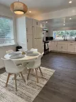 Newly renovated home walkable to Downtown/Restaurants/Park