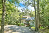 Spacious "Design Lodge" In Woods - Bushkill - 부티크