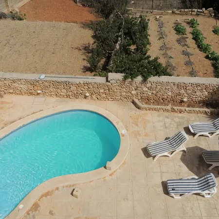 Beautifully Farmhouse with Private Pool