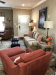 High End Townhouse 12 min walk to Campus and Downtown - 4つ星