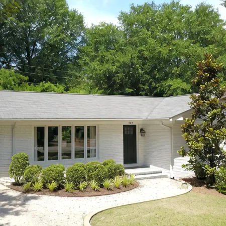 Trendy 3 Bedroom 2 Bathroom In Historic Village - Walk To Everything