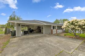 Lakefront Gateaway at Chambers Lake - 3 bd 2 ba w/ AC