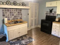 冬青小屋泰勒市中心迷人而歷史悠久的馬車房