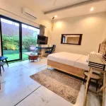 Giovanni Suites - Homestays