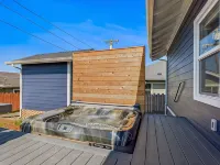 Sunset Bliss, Oceanview, Luxury, Hot Tub - 4 stjerner