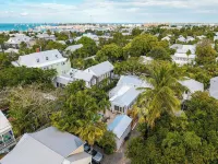 Pagitt House – Historic Charm Meets Modern Luxury in the Heart of Key West - プライペートプール