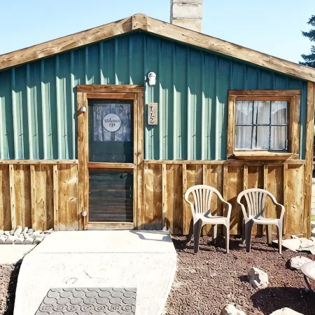 The Rustic Valley Cabin