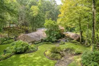 Luxury Riverfront Estate - Pool, Spa, Tennis, & Pond