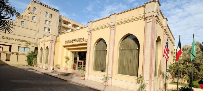 Boudl - Grand Pyramids Hotels in Каїр