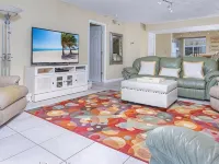 Luxury ground floor apartment in exclusive Ponce inlet Hotels in Ponce Inlet
