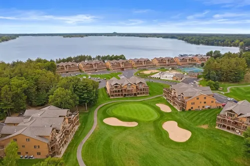 Golf or Summer Getaway@ Northern Bay Resort! - Homestays