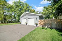 River Front Home with Amazing views and a shared private island! - 2-Star