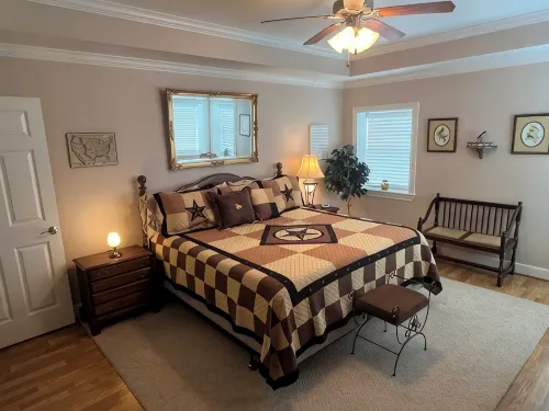 Modern Barndominium on 35 Quiet Acres 10 Miles from Round Top Antique Fair - Homestays