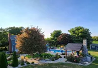 Tranquil Country Loft and backyard paradise in the rolling hills of Gambier, OH - 3-Star