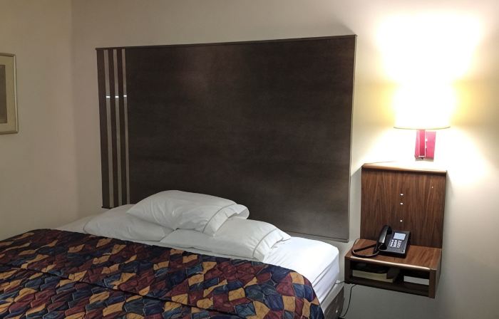 Classic Inn Early