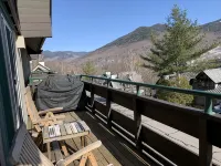 5 bedroom Townhouse: Incredible Views of Loon Mtn. - 3-Star