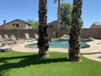 Cozy getaway home w/ POOL and GREAT location! - Swimmingpools