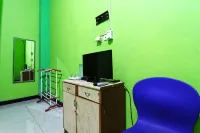 Penginapan Qarina  Syariah Banjarbaru - Wifi