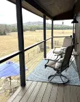 Private, Cabin with Endless Hill Country Views. Horse & Dog Friendly! - شاليه