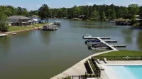 Lake Access Home. Outdoor Fireplace. Kayaks. Golfcart to Pool & Lake. Boat Ramp. - 3-Star