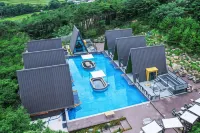 Pohang Peridot Pool Villa N Pool Glamping - Swimmingpools