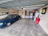🍹🌞 Getaway Paradise! Heated Pool, TV Patio, Fenced, Wifi, Near Beaches! - 2-Star