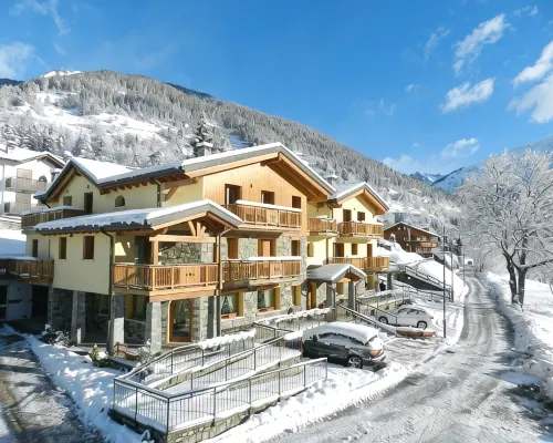 Residence Hotel Raggio di Luce Ξενοδοχεία στην πόλη Temu