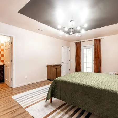 The PanAm Flat - 2bed/2bath next to hospitals & Scott AFB