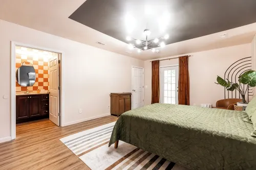 The PanAm Flat - 2bed/2bath next to hospitals & Scott AFB