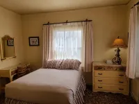 Historic Dow Hotel Hotels in Lone Pine