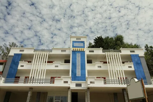 Pine Hill Suites - 3-Star