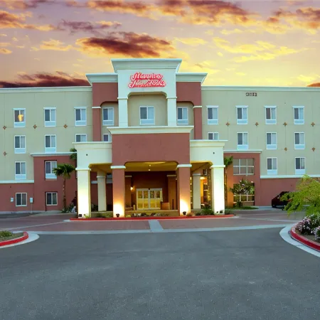 Hampton Inn & Suites Phoenix-Surprise